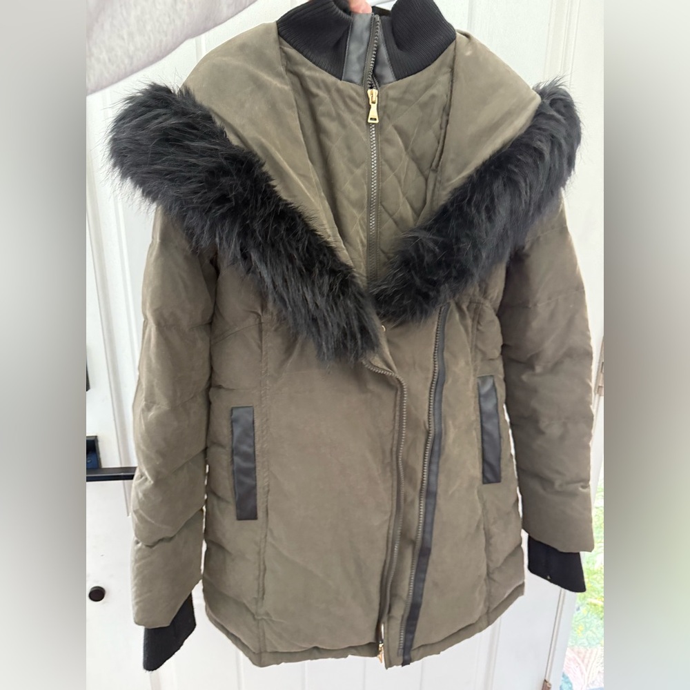 Express Olive Puffer Jacket with Black Fur Trim